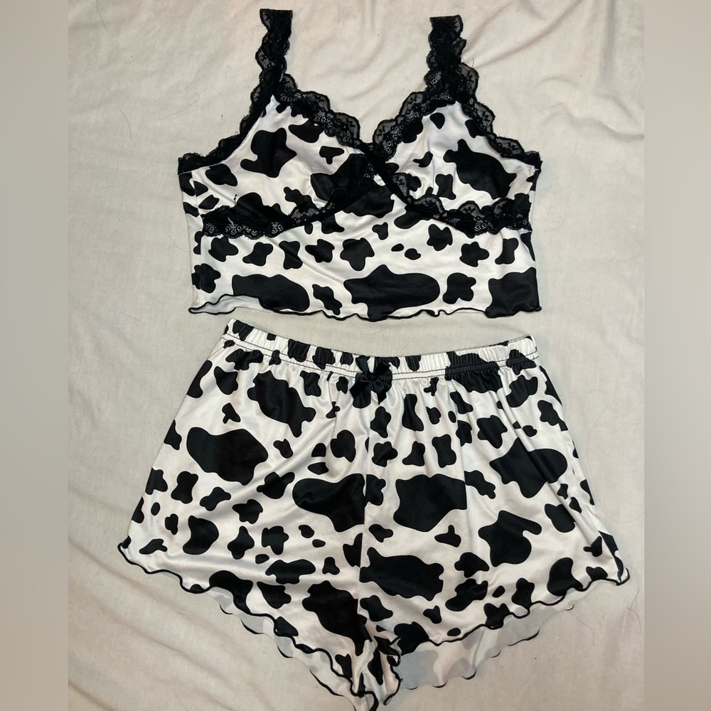 Black and White Cow Print Lace Trim Sleepwear Set Size XS (Tagged M)